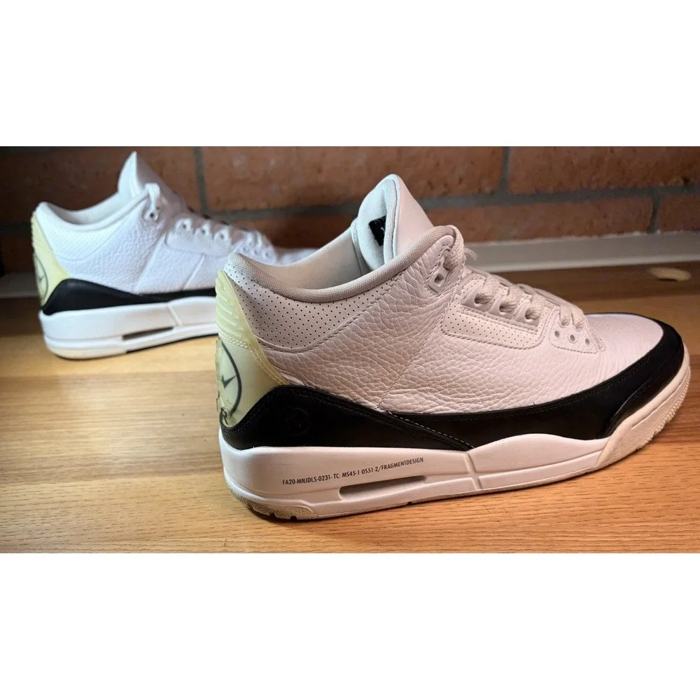 Size 10.5 - Jordan 3 Retro SP x Fragment Design Mid White DA3595-100 Pre-owned